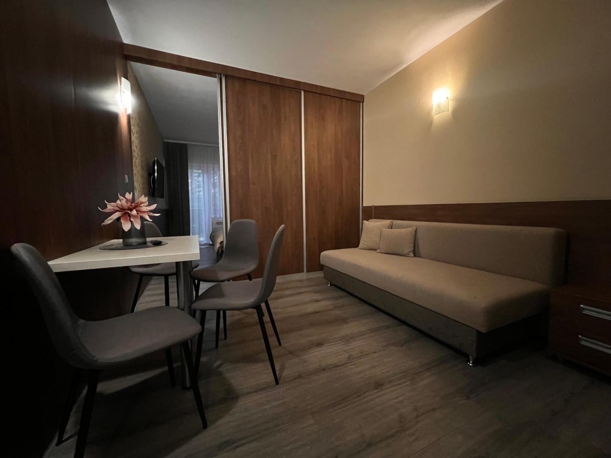 Apartmany Teddy ボイニツェ エクステリア 写真