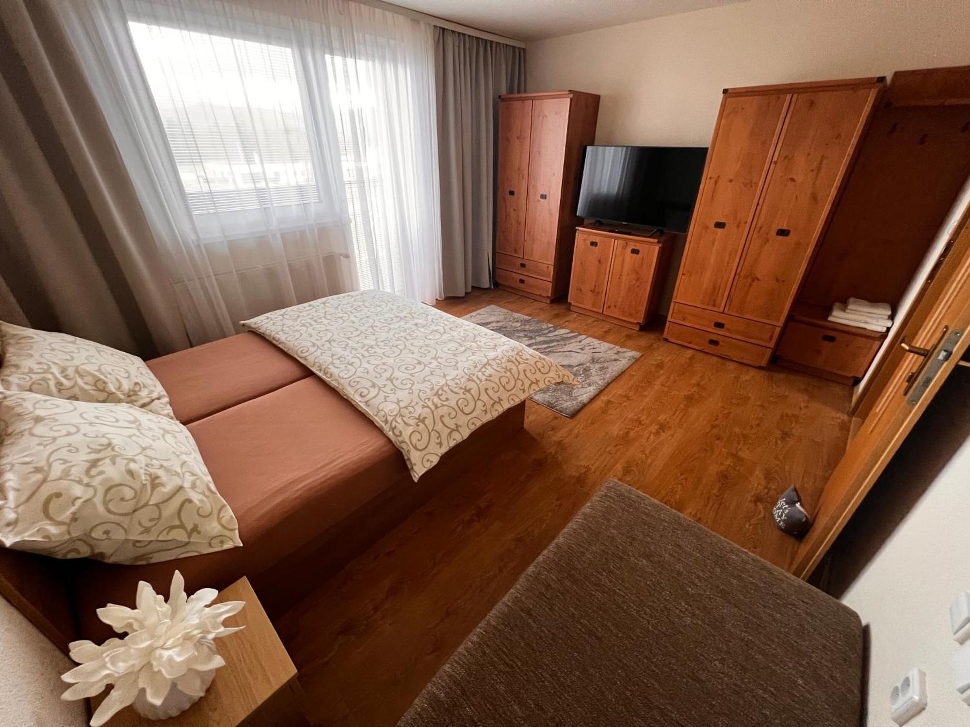 Apartmany Teddy ボイニツェ エクステリア 写真
