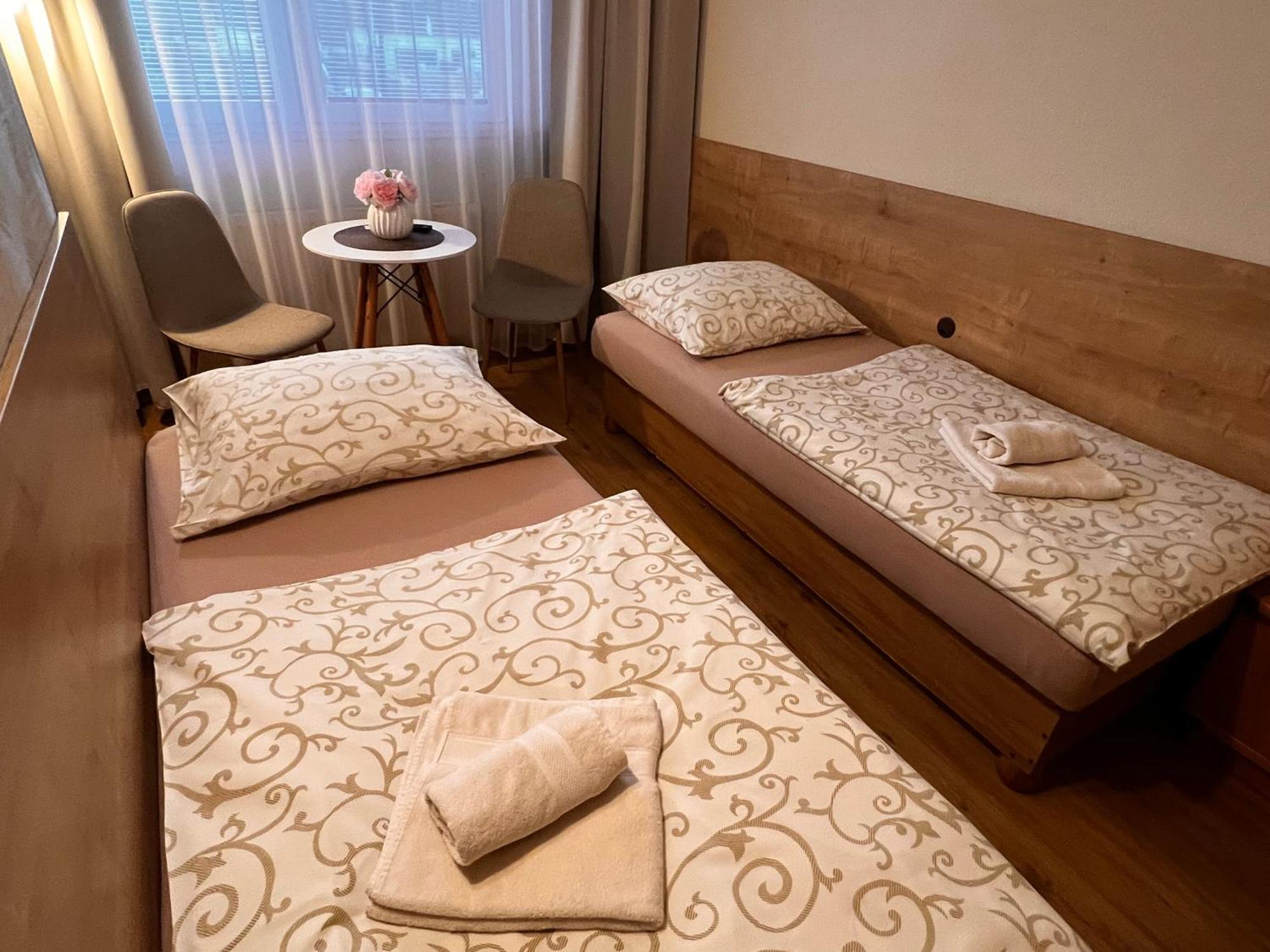 Apartmany Teddy ボイニツェ エクステリア 写真